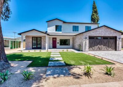 Luxury energy-efficient green home in Arcadia, built by the best Scottsdale Home Builders, Scorpion Contracting.